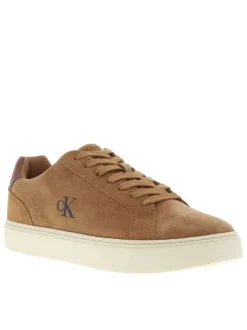 Tennis en cuir beiges à talon plat avec des lacets et logo embossé