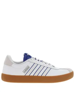 Tennis en cuir blanches et bleues à semelle marron avec lacets ronds tressés