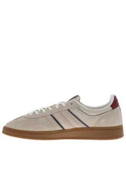 Tennis en cuir sable à talon plat avec des lacets et un revêtement doux