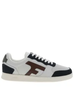 Tennis Hazel en cuir bordeaux à talon plat avec des lacets plats