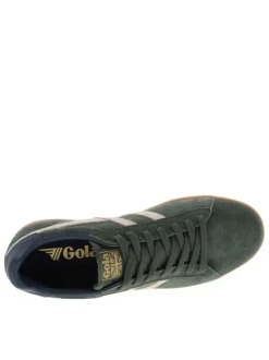 Tennis kaki en cuir nubuck avec un talon plat et des lacets