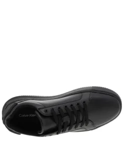 Tennis Malmo en cuir noires avec semelle à talon plat et à lacets
