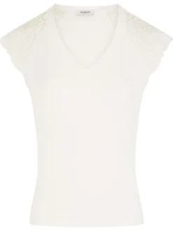 Top blanc en maille côtelée à coupe ajustée avec col v et manches courtes