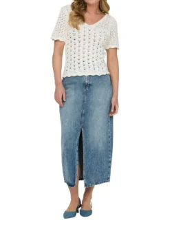 Top en coton blanc en crochet ajouré avec une coupe droite et un col v