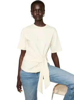 Top en coton jaune uni pourvu d'une coupe droite et d'un noeud sur le côté