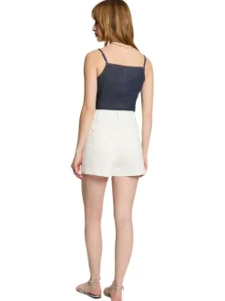 Top en coton mélangé brut uni avec une coupe ajustée et un décolleté arrondi