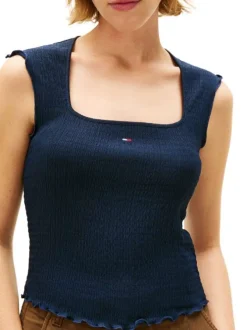 Top marine uni en maille gaufrée avec une coupe moulante et un col carré