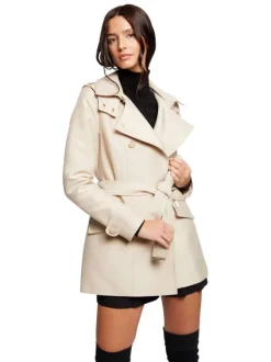 Trench coat beige uni avec une coupe droite et un col à capuche