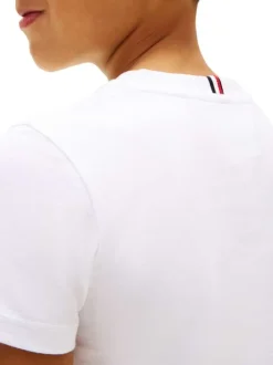 T-shirt en coton blanc à coupe droite pourvu d'un col rond en maille piquée