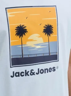 T-shirt en coton bleu clair pourvu d'une coupe droite et d'un col rond