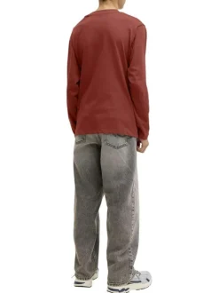 T-shirt en coton brique uni avec une coupe droite et un col rond