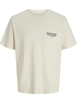T-shirt en coton écru avec une coupe droite et un imprimé urbain