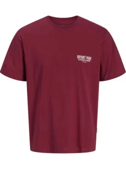 T-shirt en coton rouge avec une coupe droite et un imprimé urbain