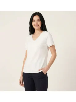 T-shirt blanc à coupe droite pourvu d'un col v et de manches courtes