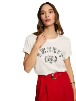 T-shirt blanc imprimé pourvu d'un col rond et de manches courtes