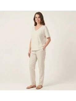 T-shirt blanc à rayures pourvu de manches courtes et d'une coupe large