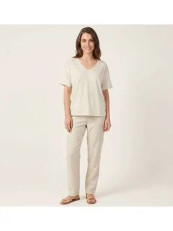 T-shirt blanc à rayures pourvu de manches courtes et d'une coupe large