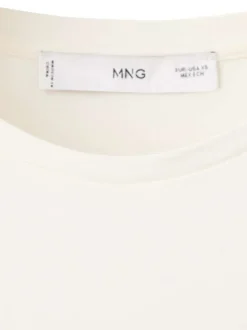 T-shirt blanc uni pourvu d'une coupe droite et de manches courtes