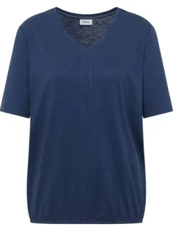 T-shirt bleu uni pourvu de manches courtes et d'une coupe droite