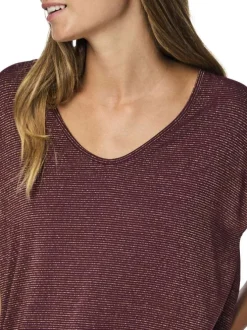 T-shirt bordeaux à rayures avec col v arrondi et incrustation de fils lurex