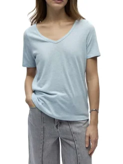 T-shirt ciel uni pourvu d'une coupe droite et de manches courtes