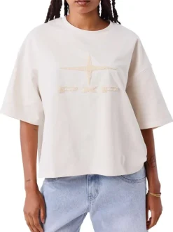 T-shirt écru pourvu d'un col rond finement côtelé et de manches courtes