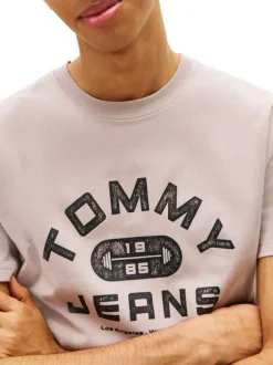 T-shirt en coton beige imprimé avec une coupe droite et un col rond