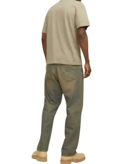 T-shirt en coton beige uni à coupe droite avec une petite écriture à la poitrine