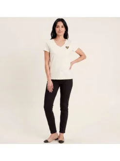 T-shirt en coton biologique écru à coupe droite pourvu d'un col v