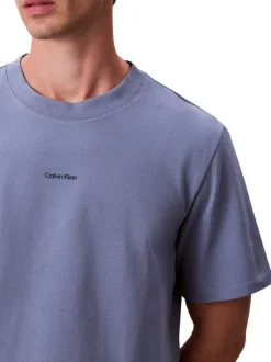 T-shirt en coton bleu à coupe droite pourvu d'un col rond ras de cou