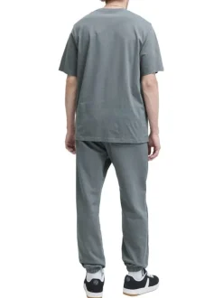 T-shirt en coton bleu uni avec une coupe droite et un col rond