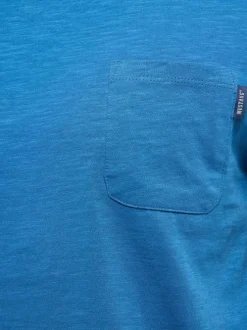 T-shirt en coton bleu uni pourvu d'une poche plaquée sur le coeur