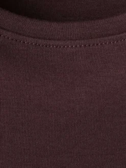 T-shirt en coton bordeaux uni avec une coupe droite et un col rond