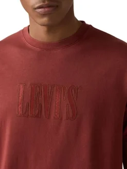 T-shirt en coton bordeaux uni avec une coupe droite et un col rond