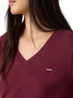 T-shirt en coton bordeaux uni à coupe ajustée pourvu d'un col v
