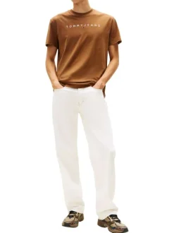 T-shirt en coton camel uni avec une coupe droite et nom iconique