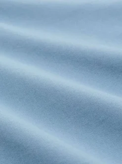 T-shirt en coton ciel uni avec une coupe droite et un col rond
