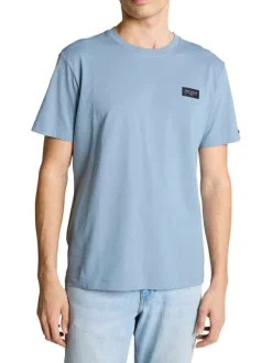 T-shirt en coton ciel uni avec une coupe droite et un col rond