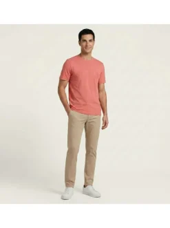 T-shirt en coton corail uni pourvu d'une coupe droite et d'un col rond