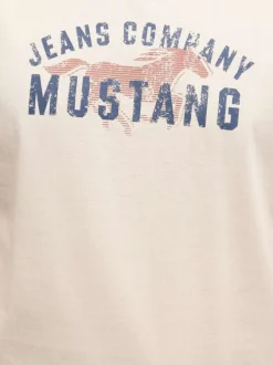 T-shirt en coton écru à imprimé avec une coupe droite et un col rond