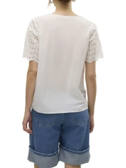 T-shirt en coton écru uni à coupe droite, col v à manches courtes dentelées