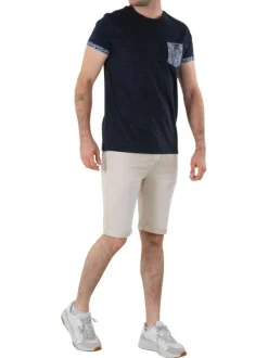 T-shirt en coton marine chiné avec une coupe droite et un col rond