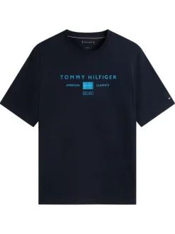 T-shirt en coton marine uni pourvu d'un col rond et d'une coupe droite