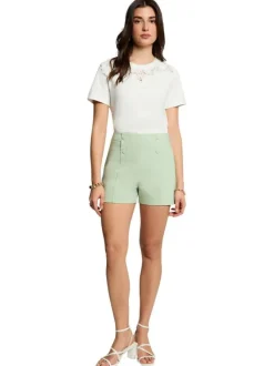 T-shirt en coton mélangé blanc avec une coupe droite et des manches courtes