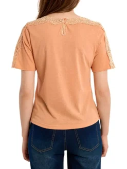 T-shirt en coton mélangé orange uni pourvu d'un col rond et d'une coupe droite