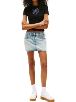T-shirt en coton noir imprimé avec une coupe droite à col rond