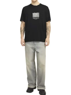 T-shirt en coton noir uni avec un building et une coupe droite à col rond