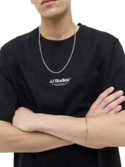 T-shirt en coton noir uni avec une coupe droite et un col rond