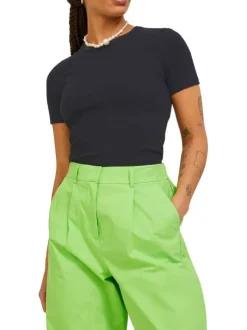 T-shirt en coton noir uni coupe droite avec un col rond et proche du corps