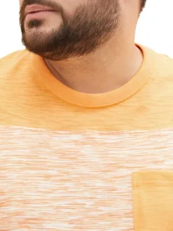 T-shirt en coton orange chiné avec une coupe droite et un col rond
